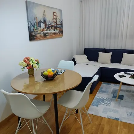 Apartment Nyc With Garage Podgorica